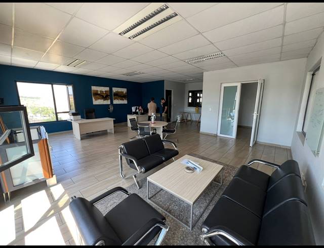 2,500M² WAREHOUSE FOR SALE IN SAMRAND BUSINESS PARK